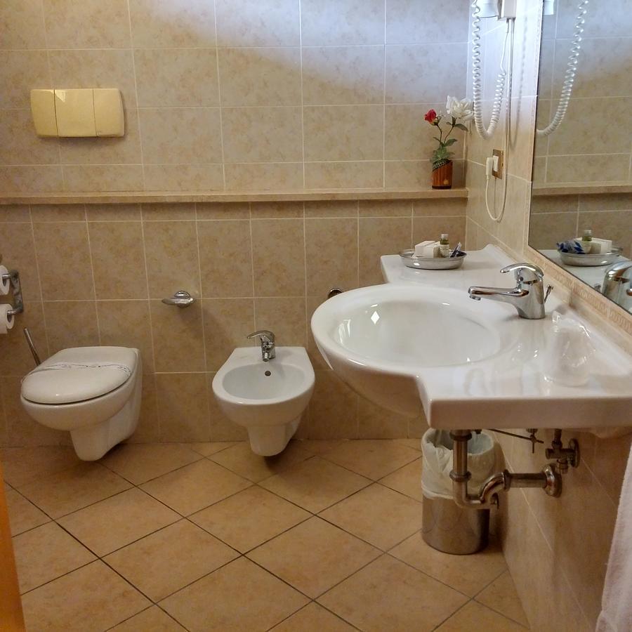 Hotel Turrita Arrone Екстериор снимка