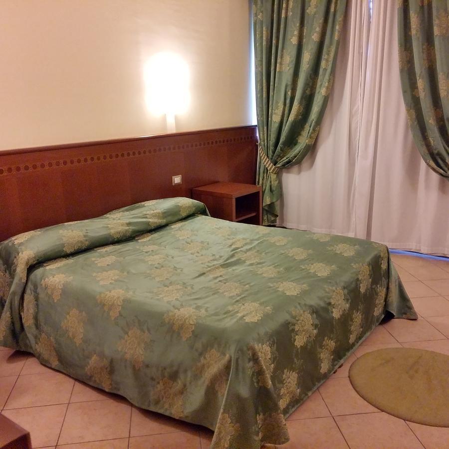 Hotel Turrita Arrone Екстериор снимка
